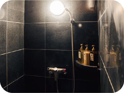 シャワーブース